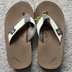 NWT Cobian Men's Roca Rise Brown Sandals Flip Flops, Size 8 Comfort